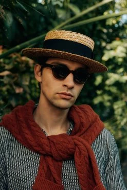 Classic Boater -Hat Couture Shop CLASSIC BOATER LIFESTYLE SHOT 1 08dee718 8d6e 457e 98ba c28de2cd7022