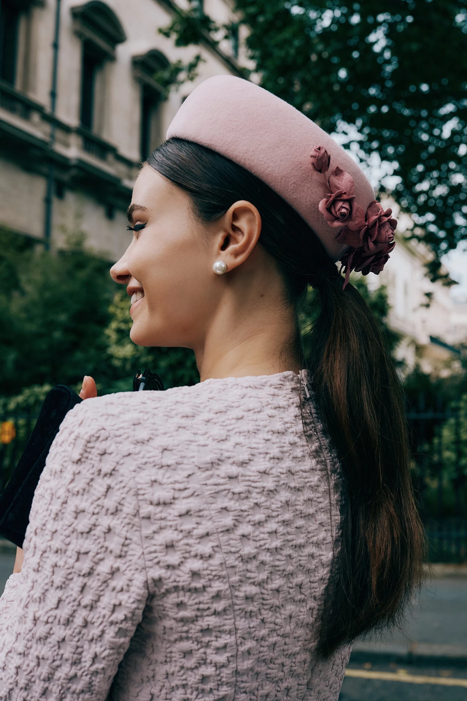 Hat Couture Shop -Hat Couture Shop COTTESMORE PILLBOXHAT LIFESTYLE SHOT 1