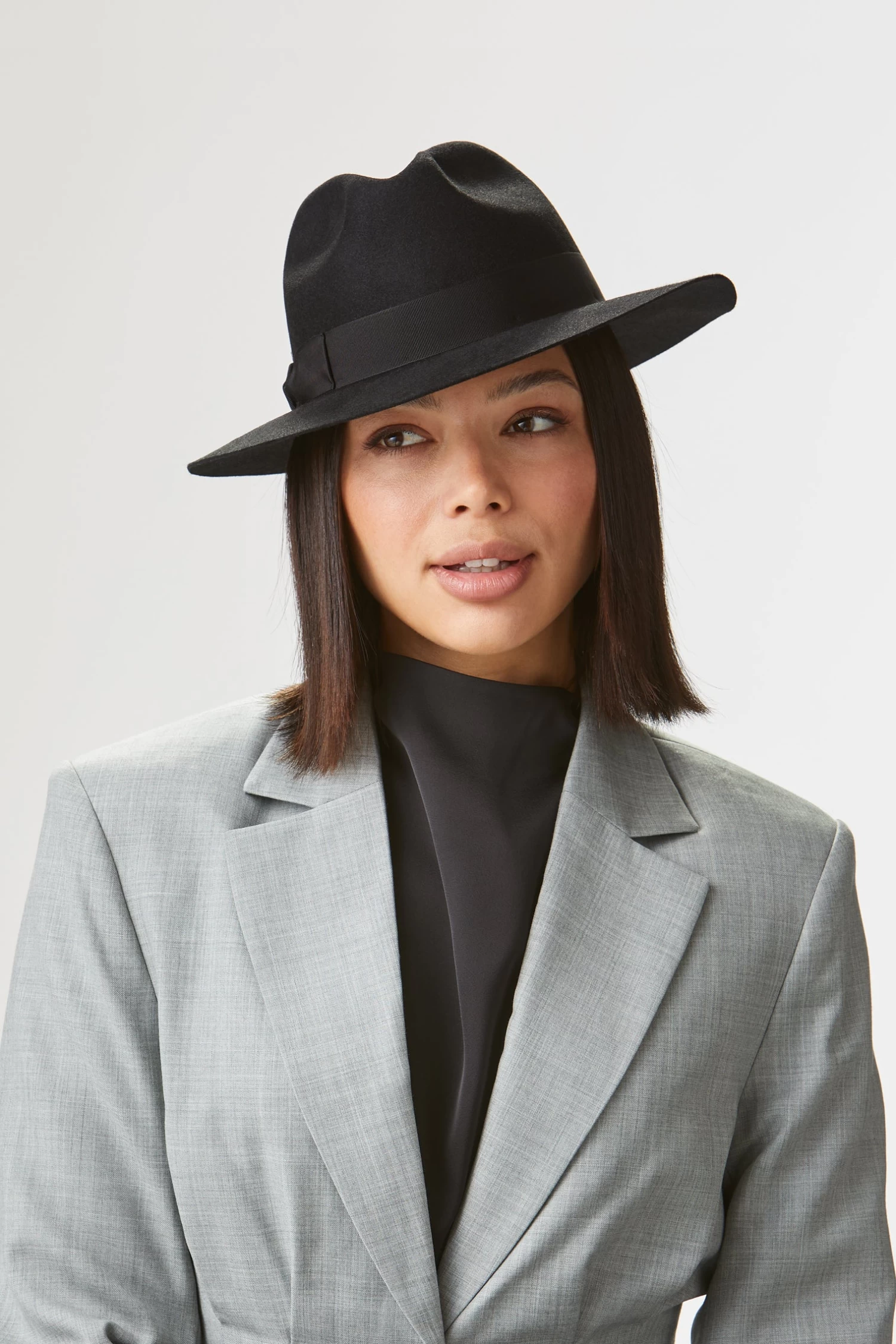 Noah Trilby 2 Noah Trilby - Image 2